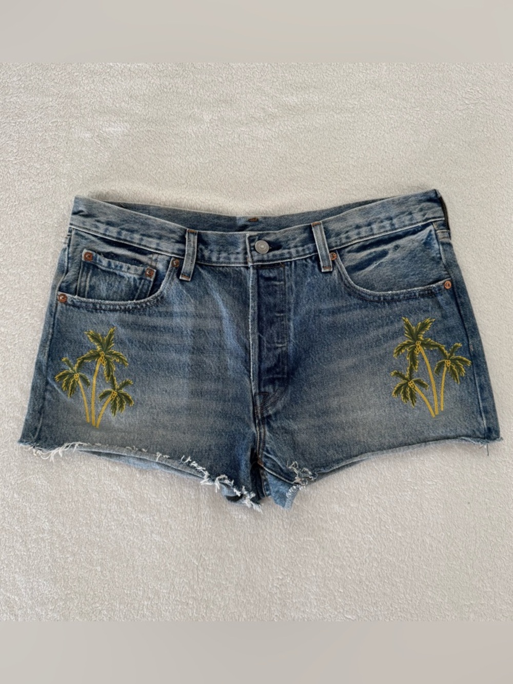Levi's Blue Denim Shorts with Palm Tree Embroidery Size 32